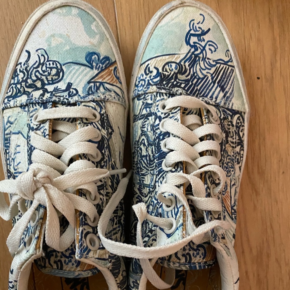 Vans x Van Gogh Museum Old Skool Vineyard Sneakers. 8.5 women 7 men